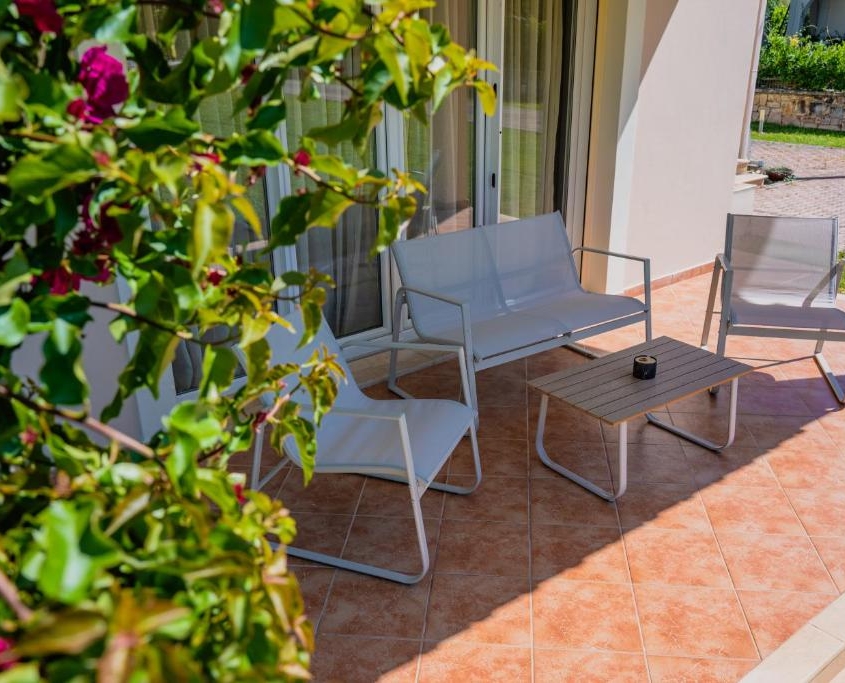 Rhoda_luxury_beach_24