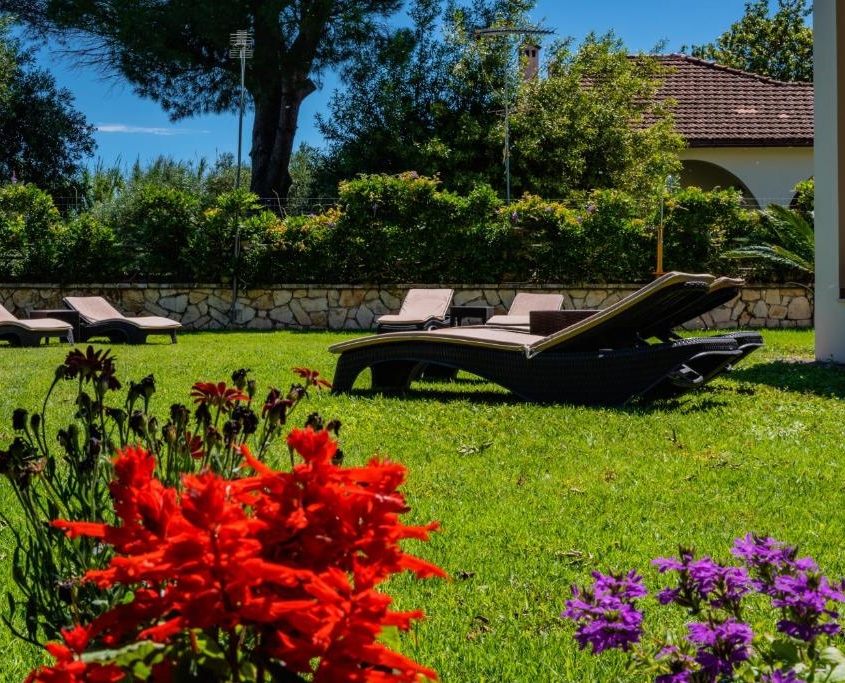 Rhoda_luxury_beach_32