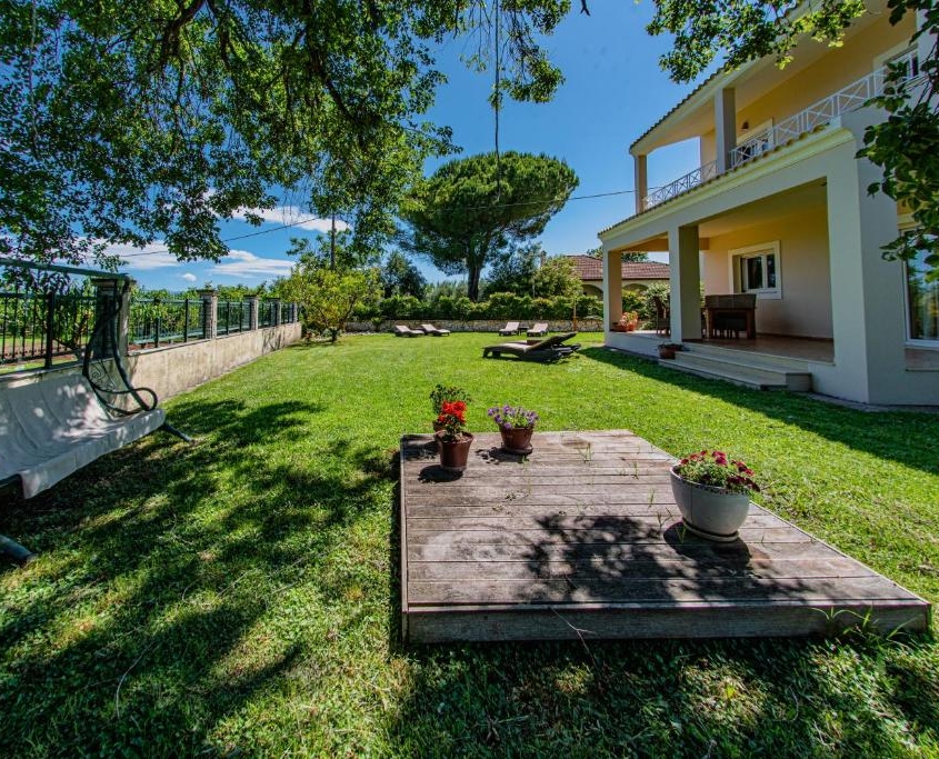Rhoda_luxury_beach_33