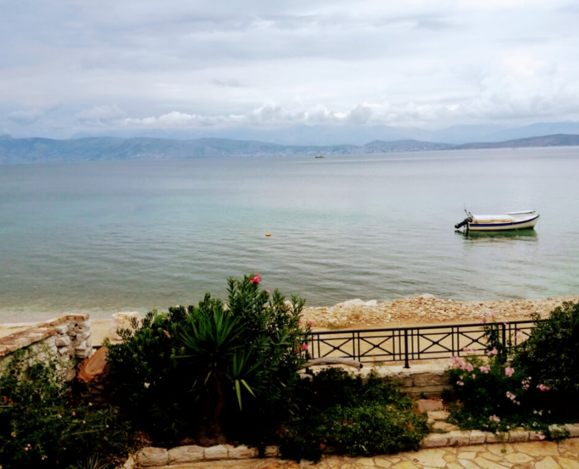 PAPOUS_BEACH_HOUSE_11