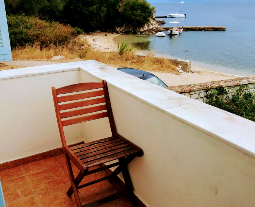 PAPOUS_BEACH_HOUSE_6